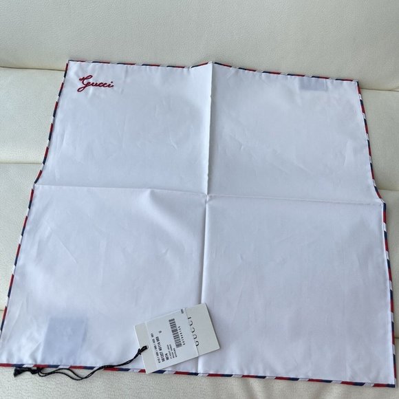 NWT Authentic Gucci White GG Scarf Monogram Bridal Logo Handkerchief - Picture 10 of 10